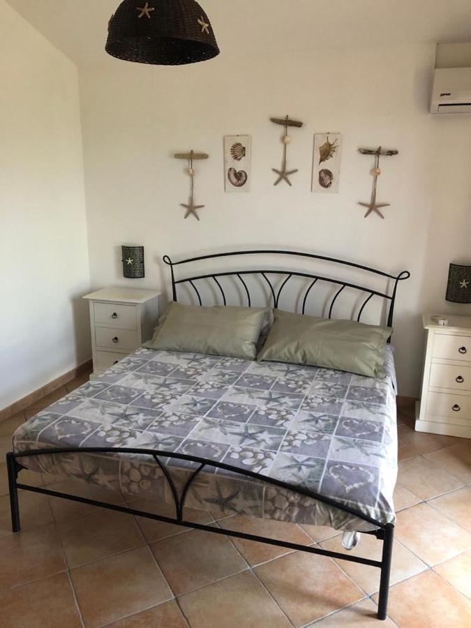 B&B Il Mirto Bianco San Giovanni Suèrgiu Eksteriør bilde